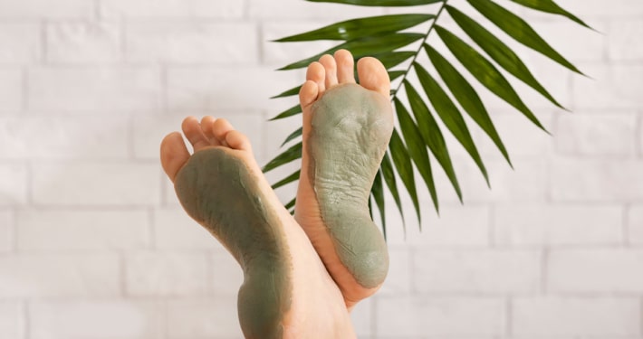 Fußmaske für gepflegte Füße im Winter